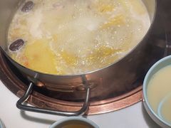 -洪氏嗨捞·猪肚鸡火锅(阳光天地店)