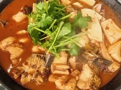 -万佛湖许老大铁锅鱼(黑金冠店)
