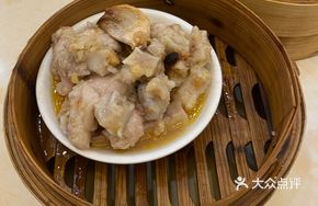 Black Garlic Steamed Pork Ribs