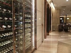 -广州万富希尔顿酒店·感趣自助餐厅·金秋蟹宴生蚝海鲜刺身烧烤