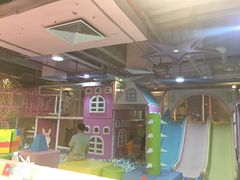 -星舰梦航(广百广场荔胜店)