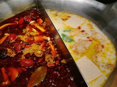 -湊湊火锅·茶憩(打浦桥日月光店)