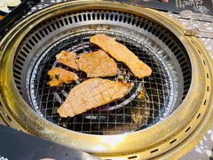 -黑牛の場烤肉(摩天活力城店)
