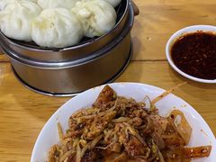 王菊擀面皮-王菊美食街·王菊面馆(总店)