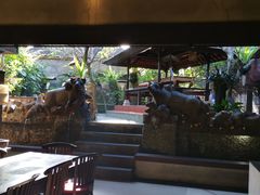 -Warung Babi Guling Ibu Oka 3