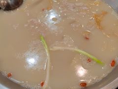 -老来福·非遗酸汤兔(凯旋路店)