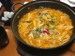 -BHC炸鸡(明洞总店)