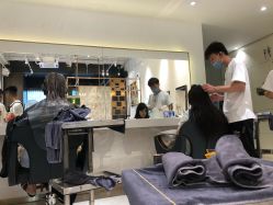 点击看大图 大厅-OnHair Salon