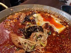 -张翻越·川渝冒菜·武汉黑鸭煲(城北万象城店)