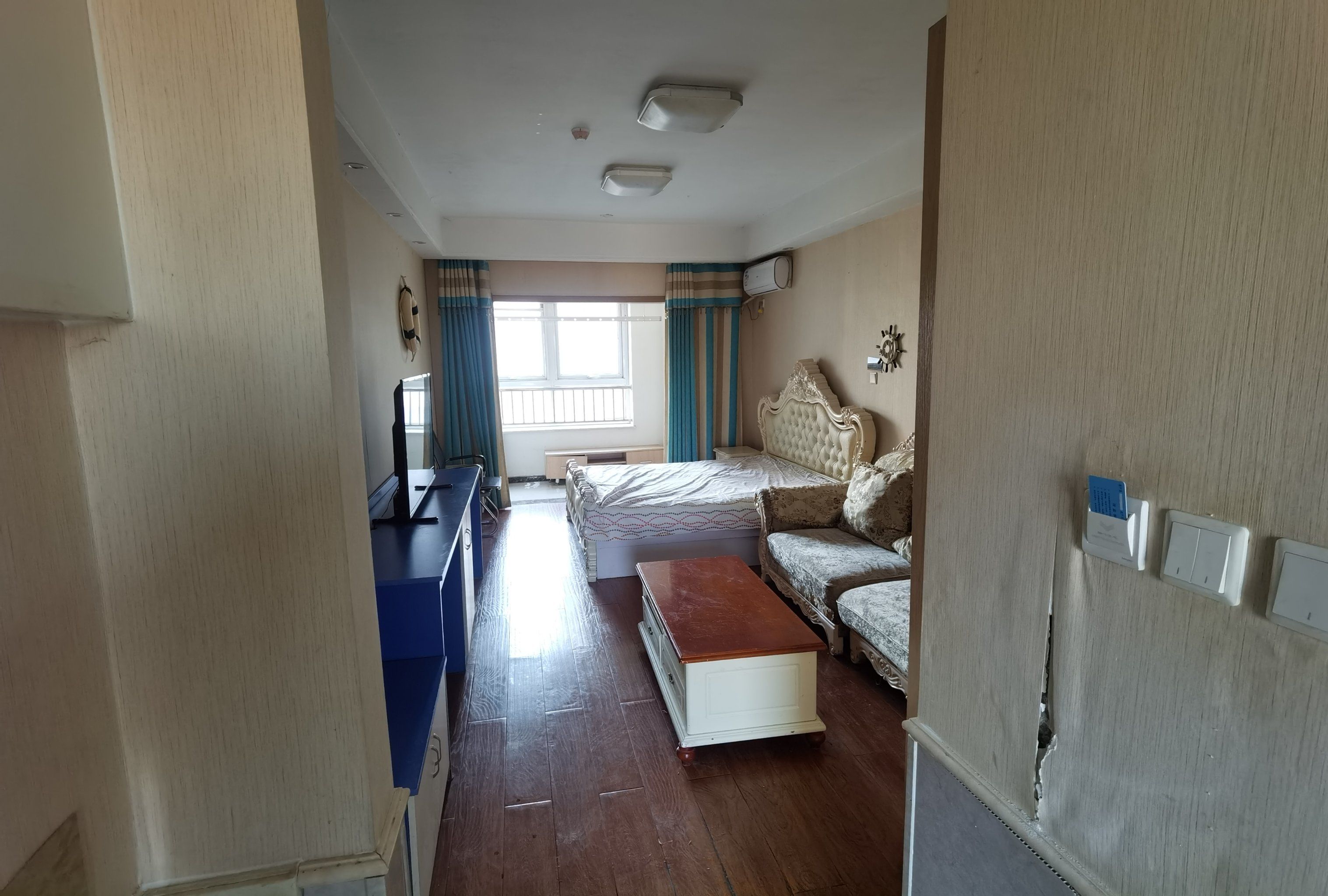 公寓房商住两用,月1200元