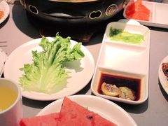 -山焱·炭火自助烤肉(周浦万达店)