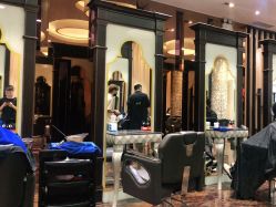 -八佰伴8008星级形象店
