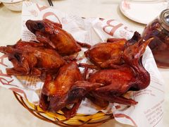 脆皮乳鸽-稻香酒家(长宁KING88广场店)