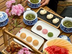 -茅草房·河畔园林火锅