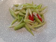 西芹百合-丁老爷子苏香圆