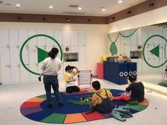 -美国谷斯妈妈早教中心 (陆家嘴店)