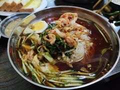 -韩风烤牛肉冷面店