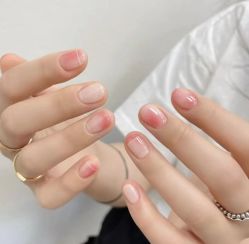 -悦指间美甲美睫