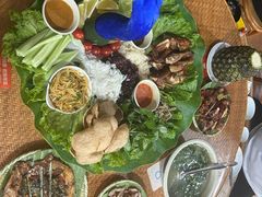 -沐毫傣泐云南菜孔雀宴•手抓饭傣味烧烤(曼听公园店)