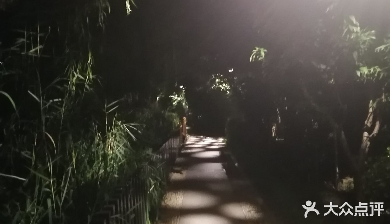 北二环的江南风景区[加油]积水潭西[呲牙]