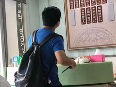 -绿杨馄饨临顿路店