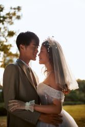 点击看大图 -挪娅婚纱摄影皇家会所