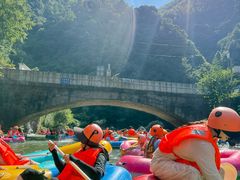-安吉龙王山峡谷漂流