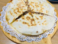 牛肉芝士薄饼-艾蜜西餐厅(梅园店)