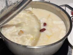 -煲王粤菜餐厅(中侨中心店)