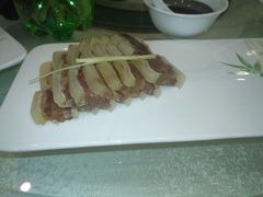 -梅龙镇酒家(南京西路总店)