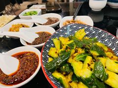 -丫丫汤膳打边炉(宏府408坊店)