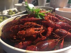 -龙巢盱眙龙虾·牛蛙·烧烤宵夜(八卦岭店)