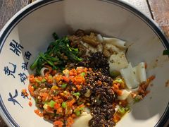 -陈仓老街美食天地