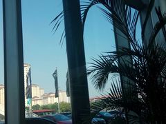 -天津波士信达奔驰4S店(卫津南路店)