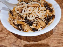 -清真吴记门钉肉饼·喜多利