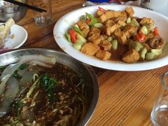 -闯关东东北农家菜(崂山石老人店)