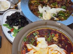 -俭寨大盘鸡·手抓肉·烧烤新疆菜(乌苏路店)
