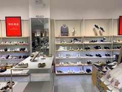 -hotwind热风(中贸广场店)