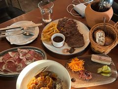 -羽深肉铺 Steak & Wine