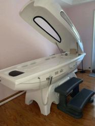 -爱妈月子会所(汕樟总店)