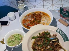 -费大厨辣椒炒肉(高铁吾悦广场店)