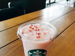 草莓酸奶星冰乐-星巴克(深圳龙岗星河时代店)