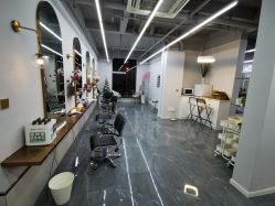 -茶发Salon·烫发染发理发