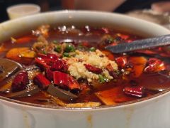 -渝信川菜 · 川味家常菜(财富购物中心店)