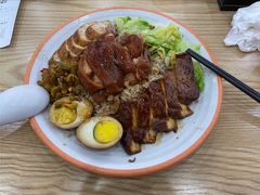 -瑞霖·隆江猪脚饭