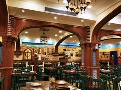 大堂-清真·玛丽亚新疆菜主题餐厅(浙江中路店)