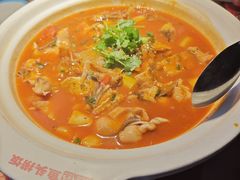 -魏铭鱼头捞饭(晋阳路店)