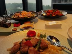 -江上荟·创意中国菜(绿地缤纷城店)
