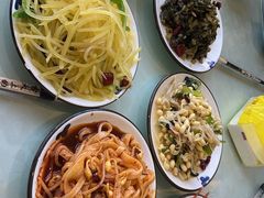 -秦扬居特色菜馆(上王村)