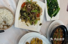 Sour Cabbage Stir-Fried Offal